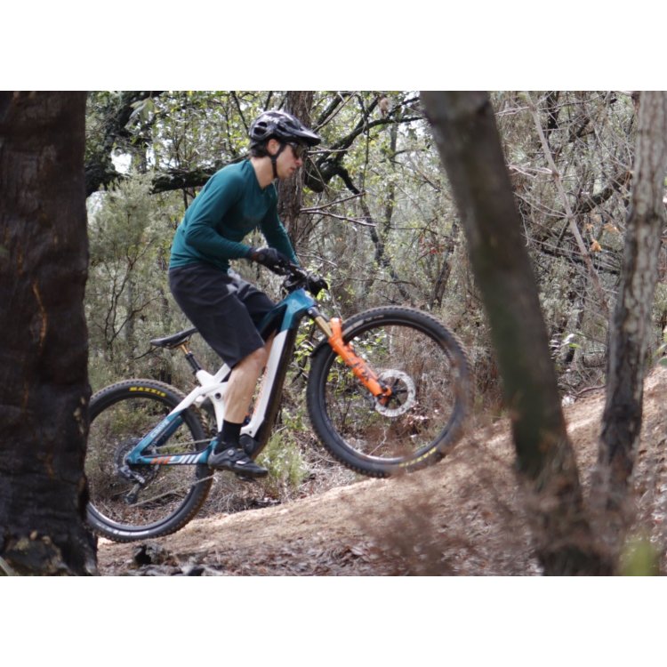 MEGAMO CRAVE CRB ENDURO