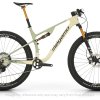 MEGAMO TRACK RACE AXS